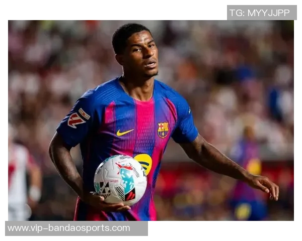 巴萨祝拉什福德28岁生日13场贡献5球7助攻展现实力