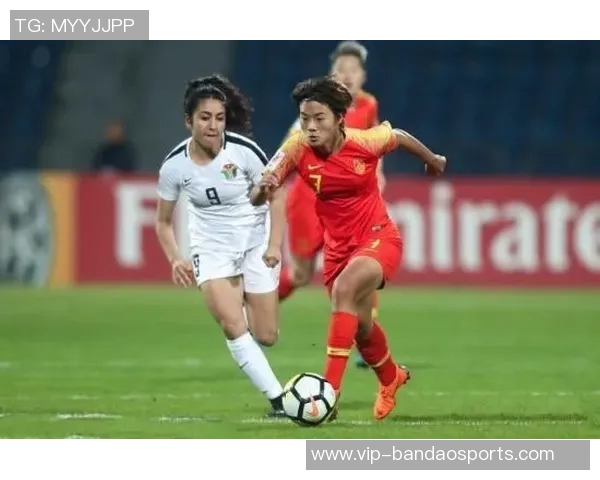 女篮巨星克鲁克斯连续五场超30分表现惊艳场均得分高达366分